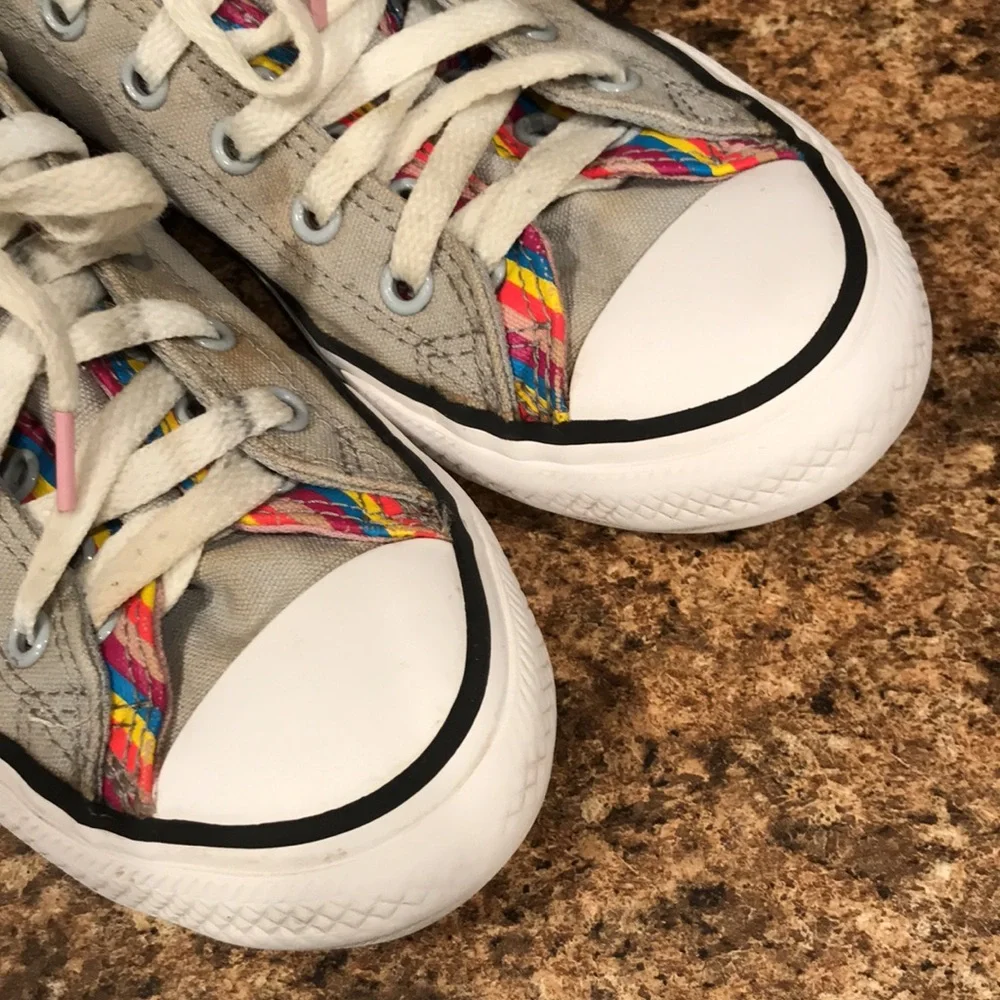 Converse All Star Wolf Doble upper Gray Rainbow Stripe Sneaker Big Girl …